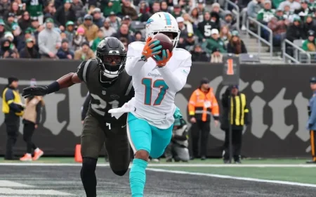 Broncos Explored Alternatives Before Signing Jaylen Waddle