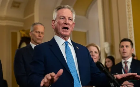 Tuberville Introduces Bill Limiting Transfer Years for College Athletes