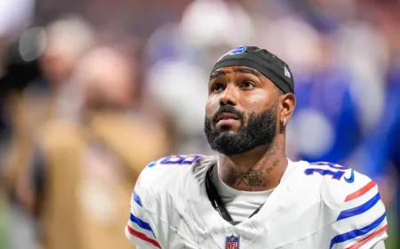 Elijah Moore joins the Eagles on a one-year deal as Tuesday’s signing reshapes the receiver room