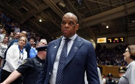 Hubert Davis Steps Down as North Carolina Basketball Coach After 5 Seasons