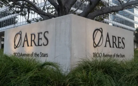 Ares and Apollo Limit Credit Withdrawals Amid Growing Exodus