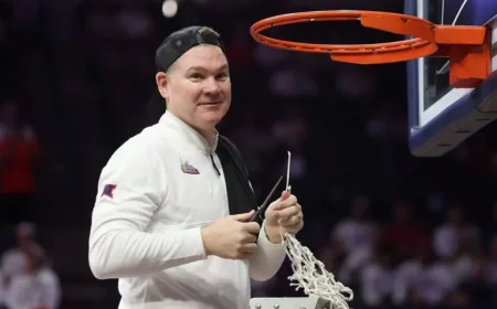 Top Candidates to Succeed Hubert Davis at UNC: Billy Donovan, Tommy Lloyd & More