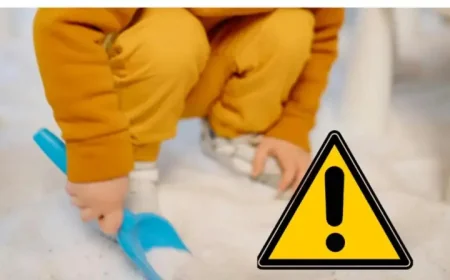 Smyths Recall: 7 Dig Toys Pulled Over Trace Asbestos — What Parents Need to Know