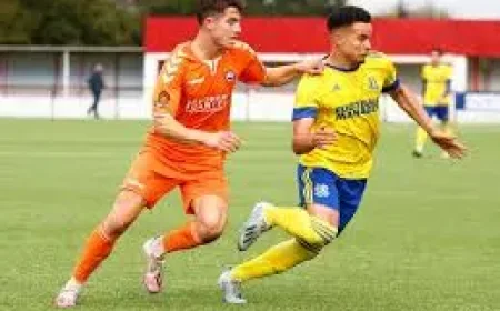 Hashtag United hammered as Watford take huge step towards promotion