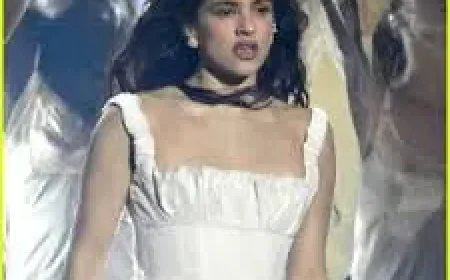 Rosalia halts Milan Lux Tour show mid-performance, citing severe food poisoning