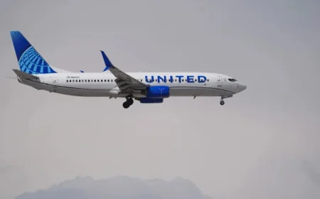 United Airlines Introduces 3-Seat ‘Couches’ for Long-Haul Flights