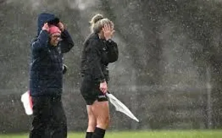 Met Éireann forecast puts commuters on edge as weekend brings thunderstorms and M50 road works