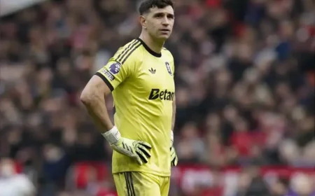 Emiliano Martínez: Family Support, Premier Saves and a Club Exit Looming — 3 Key Developments