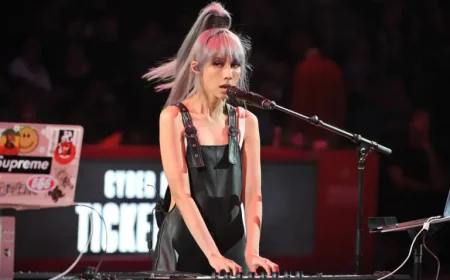Melissa Reese Guns N Roses and the Quiet Weight of an Empty Keyboard Stand
