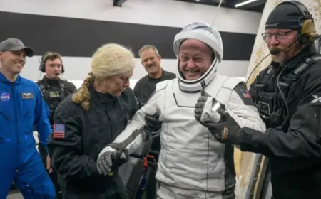 Nasa Astronauts Space Station Evacuation Exposes a Quiet Contradiction: Fast Return, Slow Answers