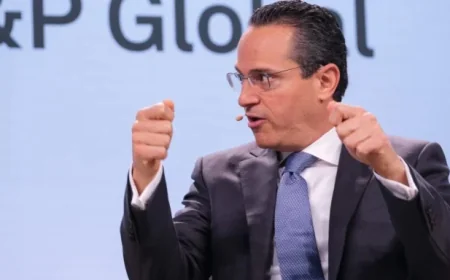 Energy Leaders Meet Uneasy Amid Iran War Tensions at Davos Event