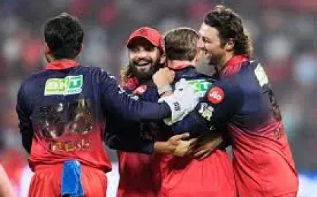 Phil Salt and the 2-inch dilemma: how one boundary catch triggered IPL 2026’s first DRS flashpoint