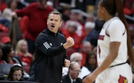 Louisville Vs Michigan: 3 early-game signals that turned a Sweet 16 into a tug-of-war