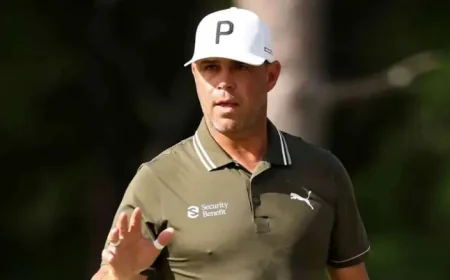 Gary Woodland Surges to Three-Shot Lead — A Personal Reveal and a Tournament Turning Point