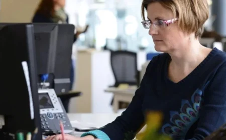 AI Takes Over Empathy: The Rise of ‘Social Offloading’