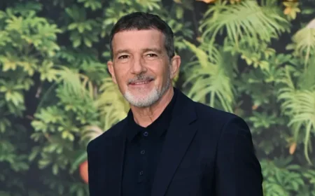 Antonio Banderas Recalls Hollywood Execs Pigeonholing Him into Villain Roles