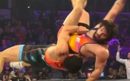 Arman Tsarukyan Defeats Georgio Poullas, Challenges Colby Covington at RAF 7