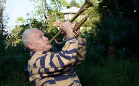 Rob Schneider Urges Restoration of U.S. Military Draft