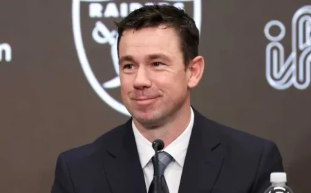 Raiders Reunite with Maxx Crosby, Like Gaining a New Free Agent