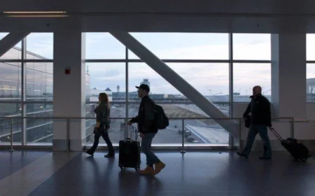 FBI Responds as American Airlines Flight Diverts to Detroit