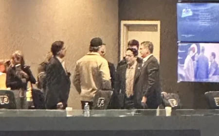 Flyers Reporters Capture Portner Martone’s Unflattering Photos