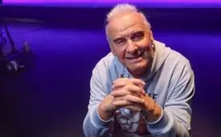 Seven Weeks of Sun with Michel Fugain as Quebec Reunion Tour Begins