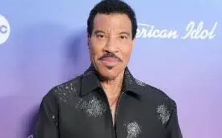 Lionel Richie issues warning to rude celebrities after Chappell Roan backlash