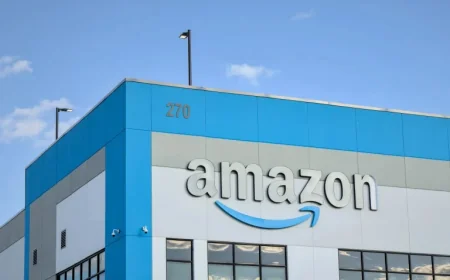 Amazon Faces Unexpected Challenges Amid Decline (NASDAQ:AMZN)