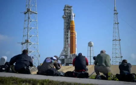 Artemis 2 Launch Time Uk — Five Things to Know as Countdown Hits T‑Minus Hours