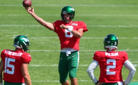 Former Jets, Cardinals QB Abruptly Retires at 31