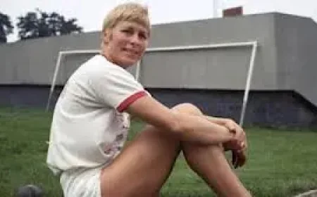 Mary Peters and the Roommates Behind Mary Rand’s Tokyo Gold — A Gleaming Tribute Uncovered