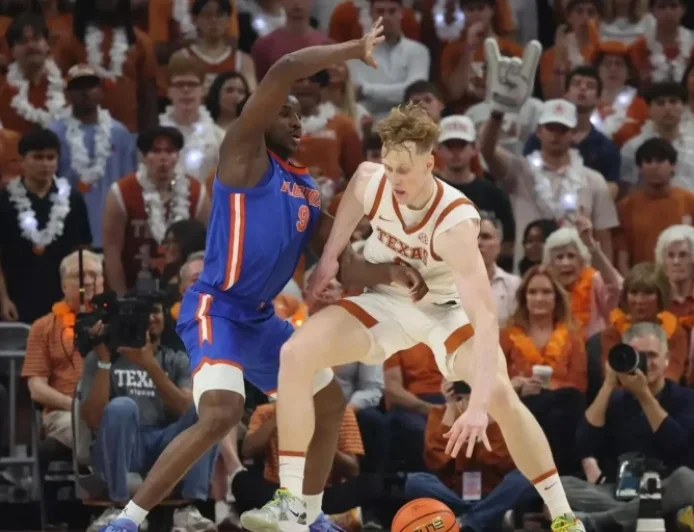 Rueben Chinyelu Joins Naismith Defensive Player of the Year Team