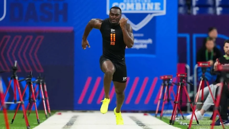 Jeremiyah Love Sprints 40-Yard Dash in Impressive 4.36 Seconds