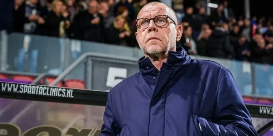 Ajax Lineup Revealed: Grim Decides on Dolberg and Klaassen