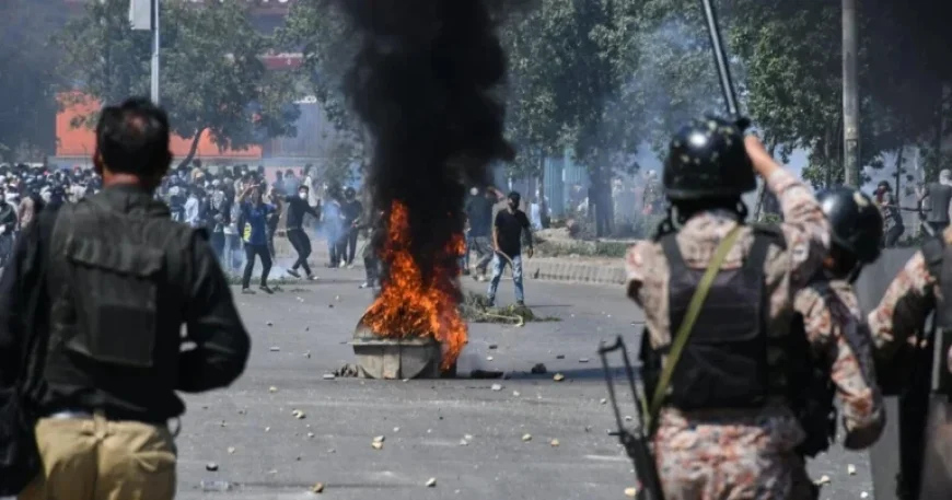 22 Dead in Pakistan as Protesters Attempt US Consulate Storming