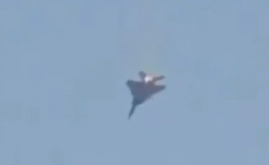 Iran Shares Video of F-15 Jet Crash in Kuwaiti Airspace