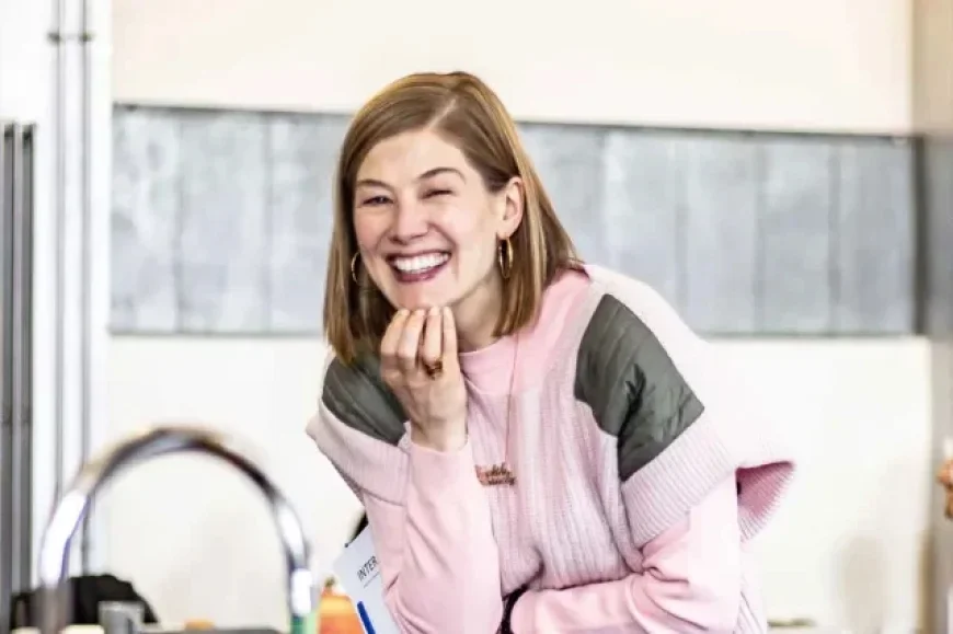 “Rosamund Pike’s ‘Inter Alia’ Unveils West End Rehearsal Photos and Full Cast”