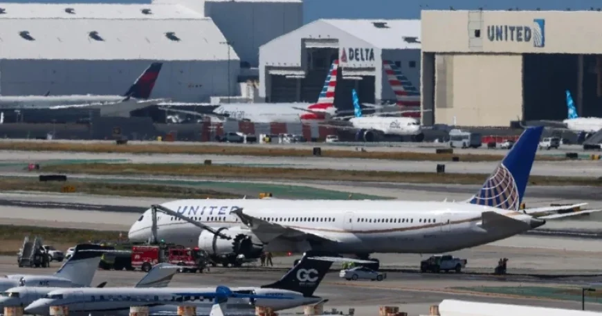 United Flight  Lands Safely at LAX Following Engine Fire Alert