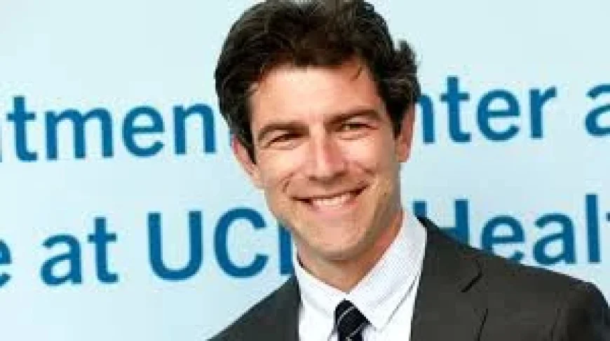 Max Greenfield on Reuniting With His New Girl Costars: ‘It’s Really Scary’ How Schmidt Slips Back In