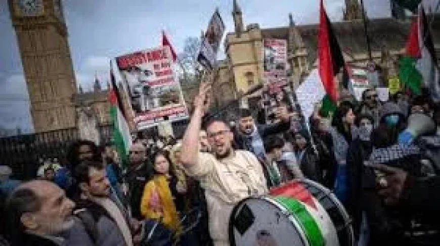 The Times: MPs Demand Ban on London ‘Hate March’ — Parliamentists Warn of Public-Order Test