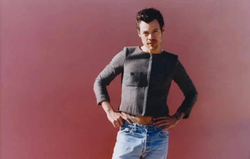 Pop Superstar Illuminates with New Hit