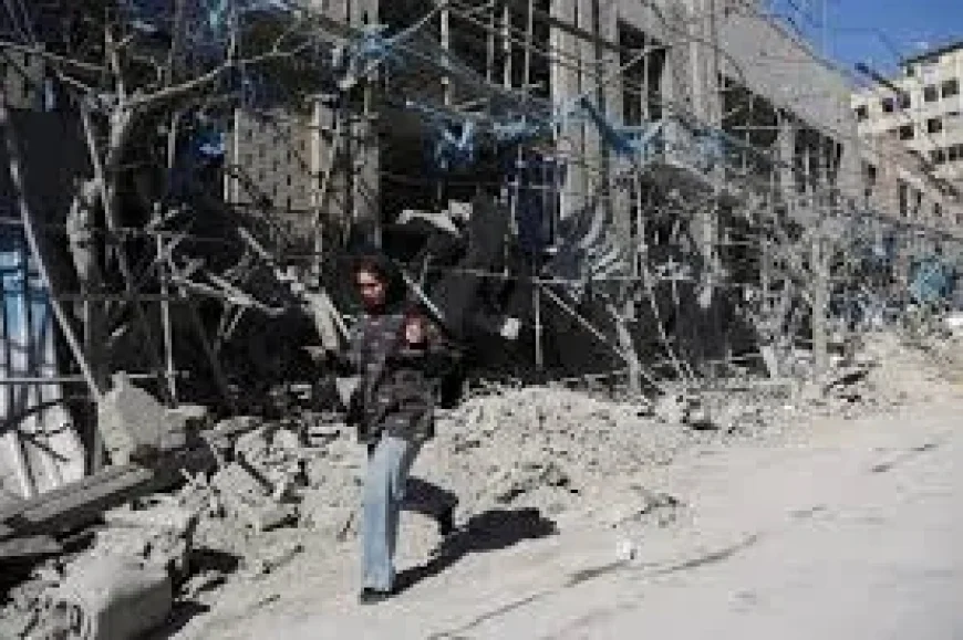 Sri Lanka rushes ships and aircraft as Iranian frigate sinks, 30 sailors rescued