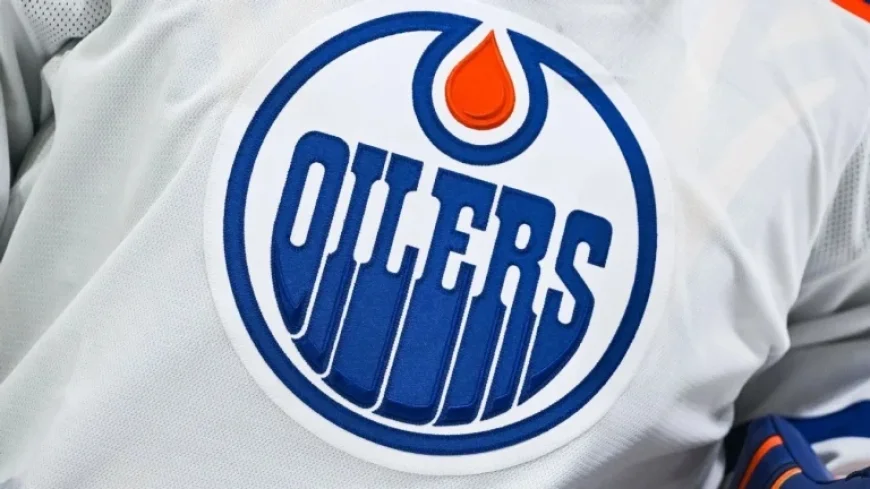 Oilers Acquire Jason Dickinson, Colton Dach in Blackhawks Trade