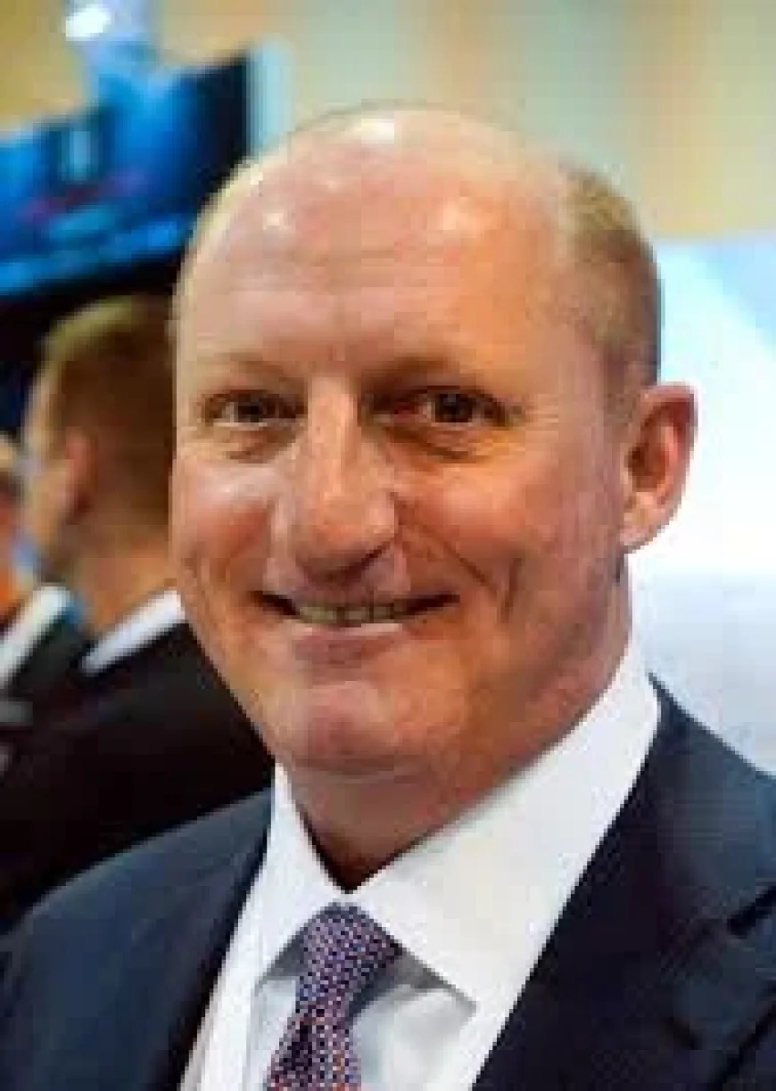 Greg Abel’s First Big Signals: Insurance Profits Slip, Share Buybacks Begin, and Two Core Holdings Vanish