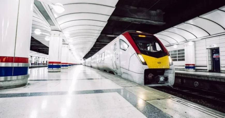 Greater Anglia: Easter network mostly open — Suffolk commuters warned of THREE-HOUR diversions