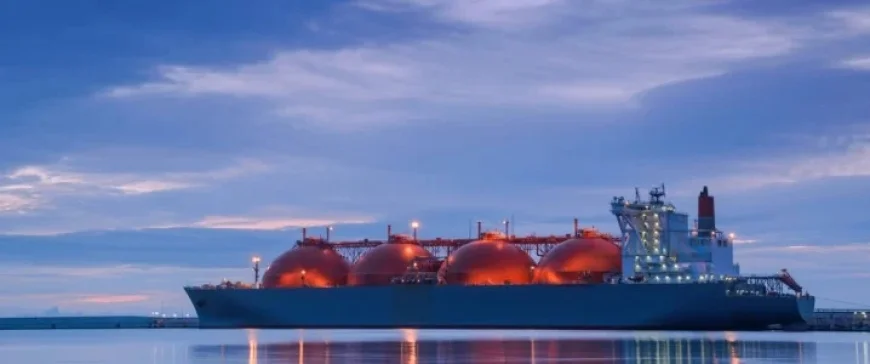 LNG Shipping Rates Surge 650% to $300,000 Daily