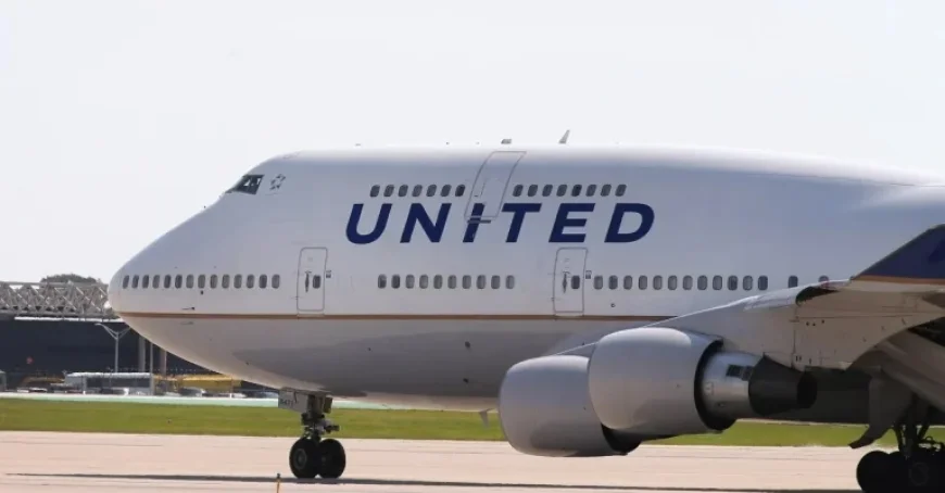 United Airlines to Permanently Ban Passengers Without Headphones