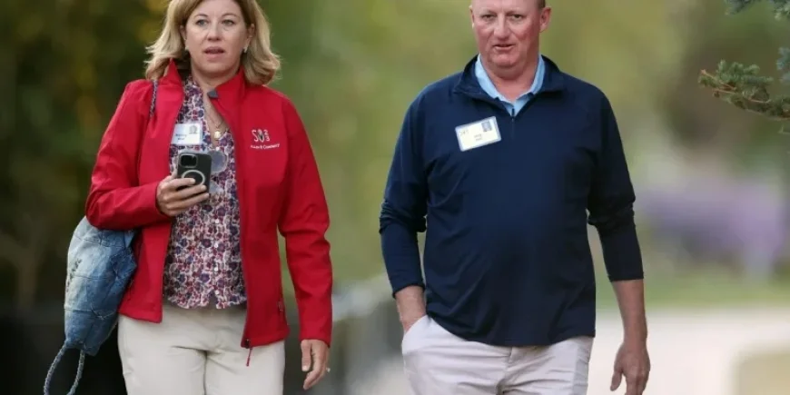 Warren Buffett’s Successor to Invest $15M Salary in Berkshire Hathaway Stock