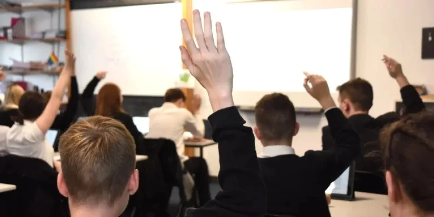 Falkirk decision to keep school buses reveals budget-safety contradiction