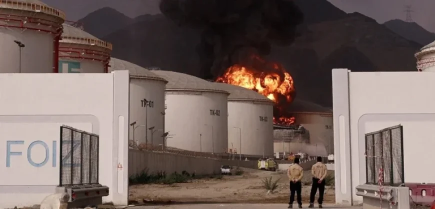 Estoques and the War’s Pace: A Night Shift Watches the Numbers Fall